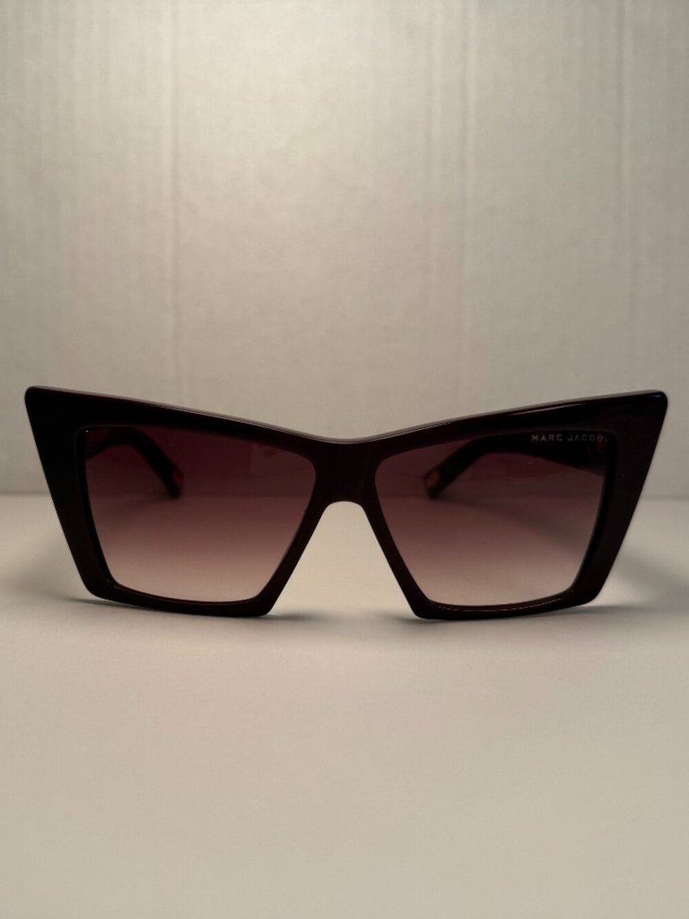 MARC JACOBS BEJEWELED CAT EYE SUNGLASSES IN PURPLE